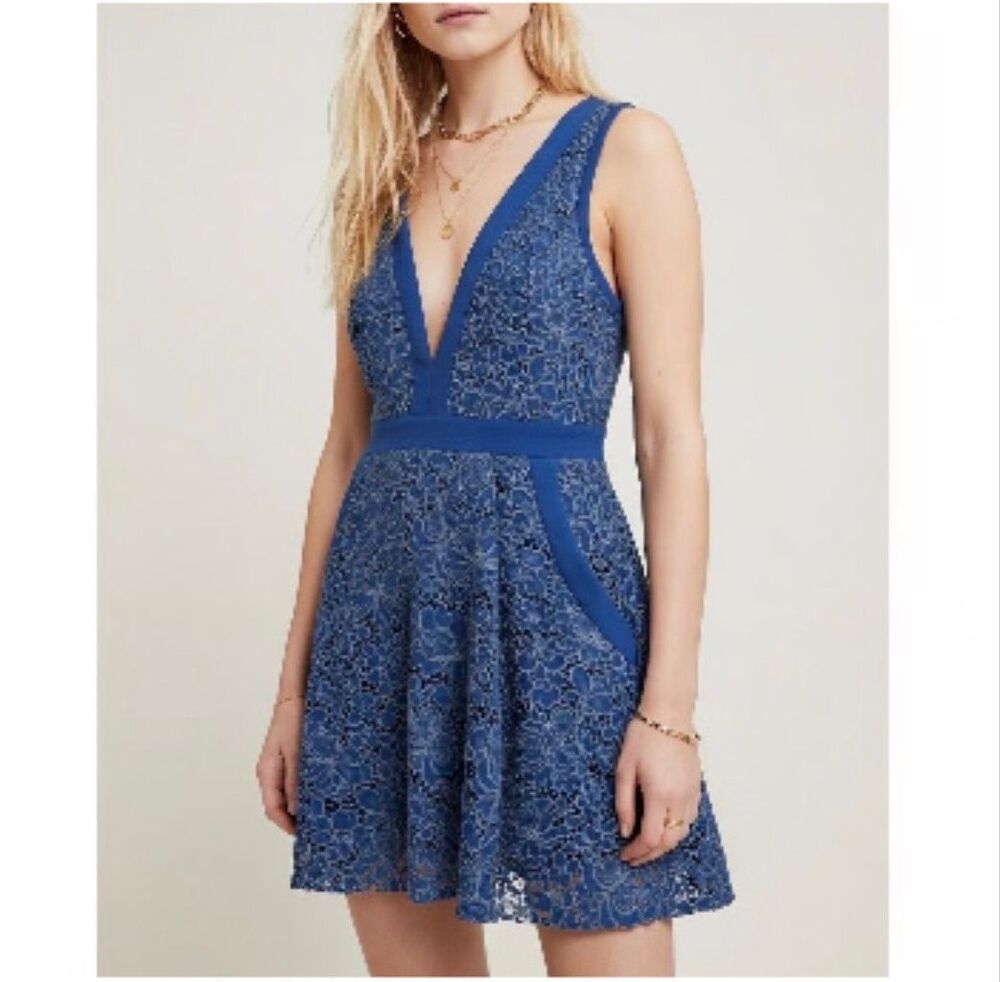 Free People Lovely in Lace NWOT Blue V Neck Sleeveless Mini Dress Small Pockets